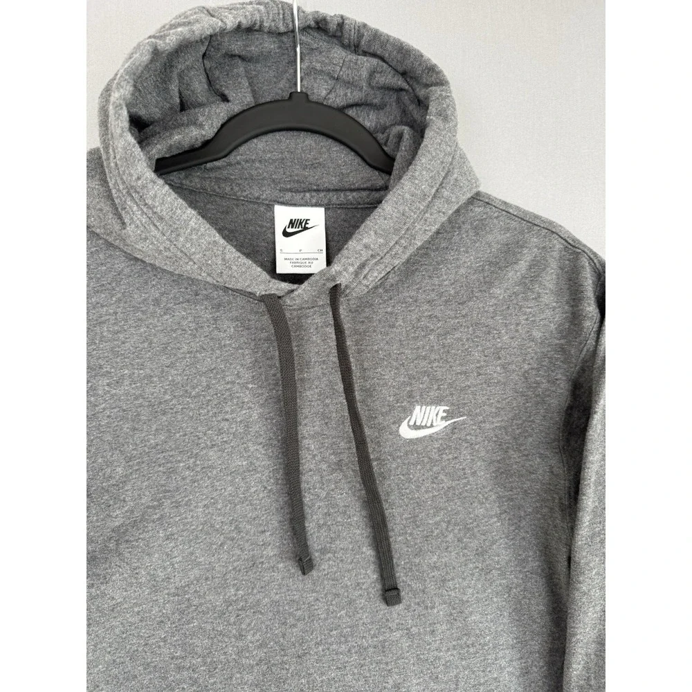Nike gray pullover